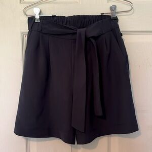 Lululemon Noir dress high waist shorts